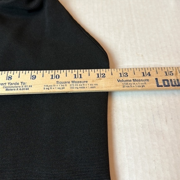 Enough about me body con black dress with open back - Picture 4 of 10